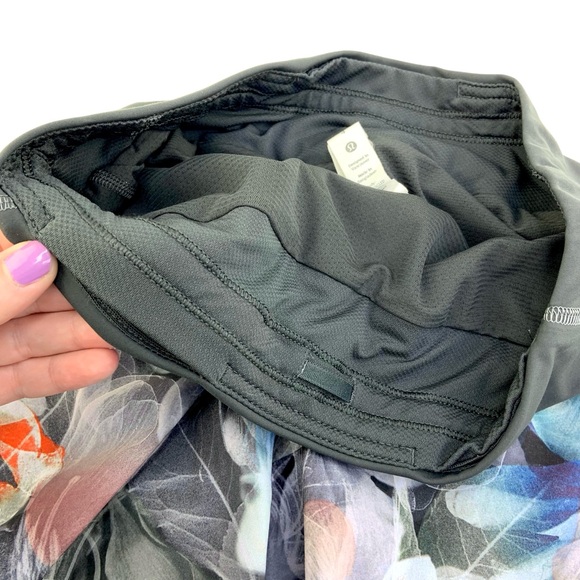 Lululemon Fast Free High Rise Running Shorts - Picture 7 of 10